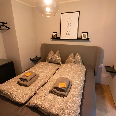 In Historischer Mit Parkplatz Διαμέρισμα *