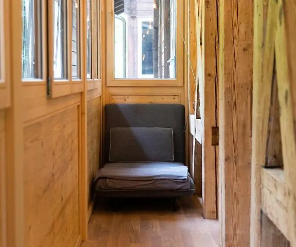 In Historischer Mit Parkplatz Διαμέρισμα *