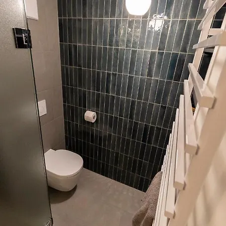 In Historischer Mit Parkplatz Apartment