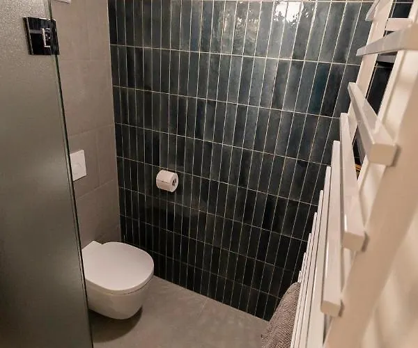 In Historischer Mit Parkplatz Apartment