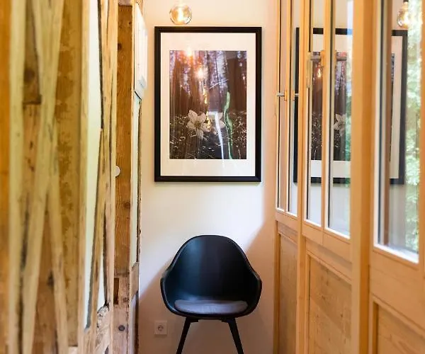 Apartment In Historischer Mit Parkplatz Gruenau im Almtal